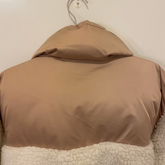 Abercrombie & Fitch Puffer Coat - Picture 8 of 11